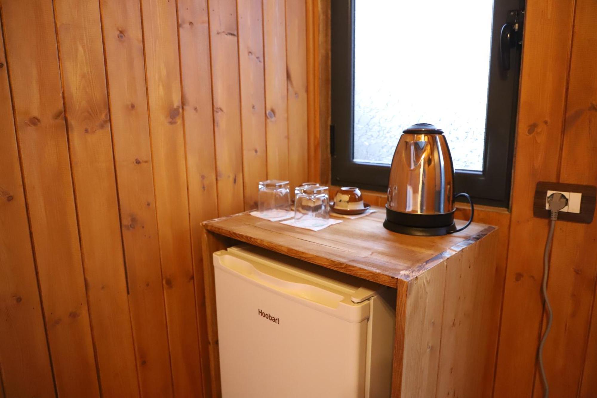 Bujtina Musta Guest House Berat Ngoại thất bức ảnh